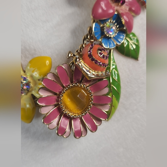 Betsy Johnson Floral Hummingbird Necklace - Picture 5 of 8